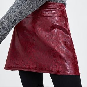 Zara Red Faux Leather Snakeskin Mini Skirt